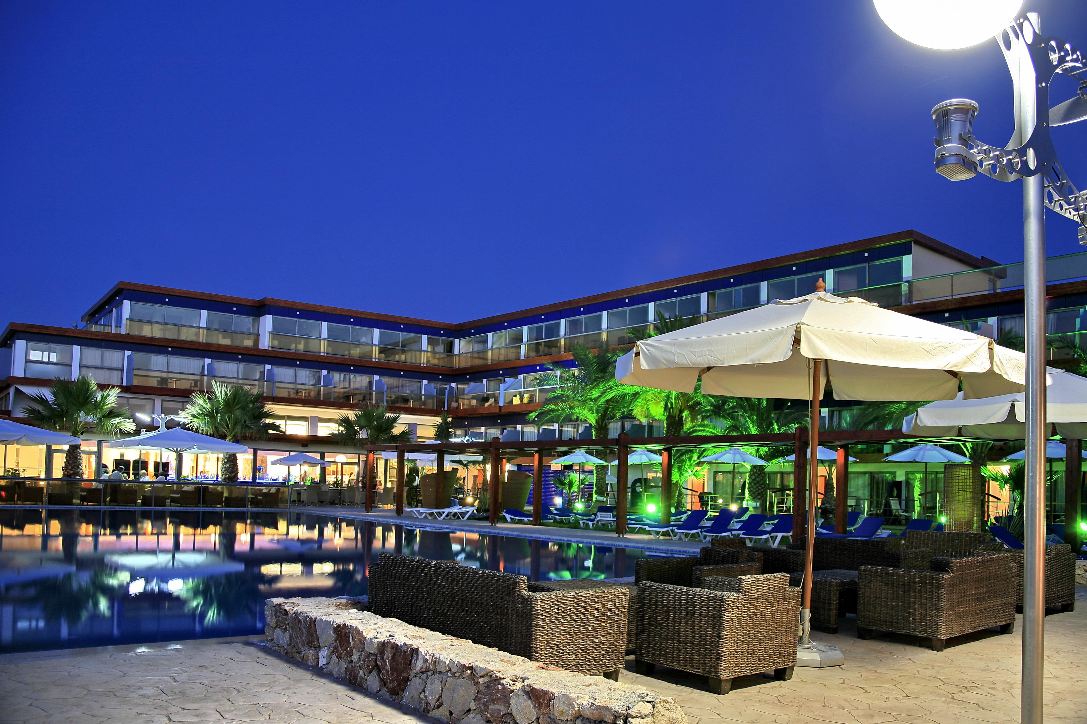 All Senses Ocean Blue Sea Side Resort Kremasti  Bagian luar foto